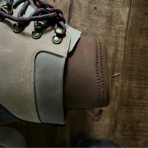 J.Crew Nordic high duck boots with lining size 11 khaki lining comes out - Picture 9 of 12